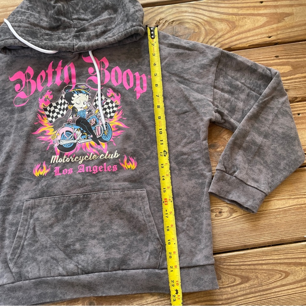 Betty Boop Graphic Hoodie Women’s L Y2K Biker Motorcycle Acid Wash Sweatshirt - Picture 4 of 9
